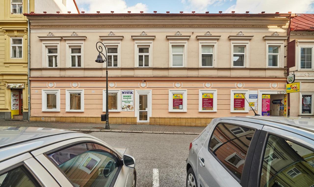 Apartman Bb Centrum Banska Bystrica Exterior photo