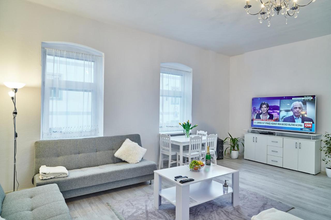 Apartman Bb Centrum Banska Bystrica Exterior photo